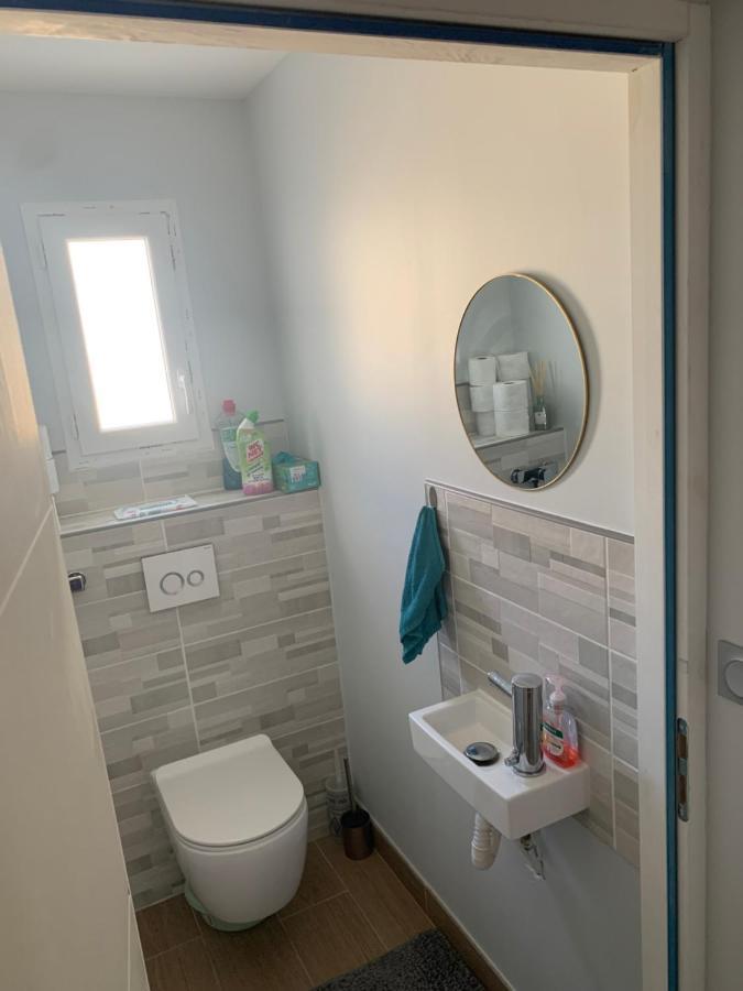 Chambre Privee/Climatisee+Tv /Petit Dejeuner Inclu/Tout Confort Nevers Kültér fotó